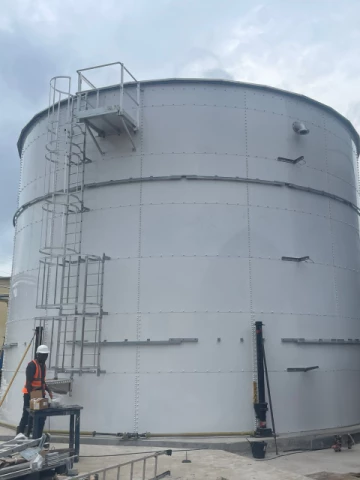 Stockage d'eau osmosée et déminéralisée
