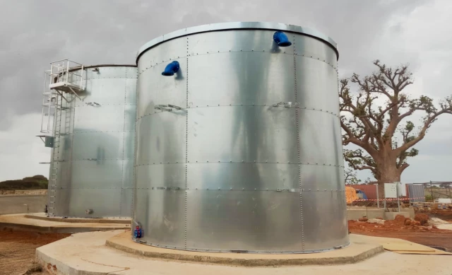 Réservoirs de stockage d’eau brute et d’eau traitée au Sénégal