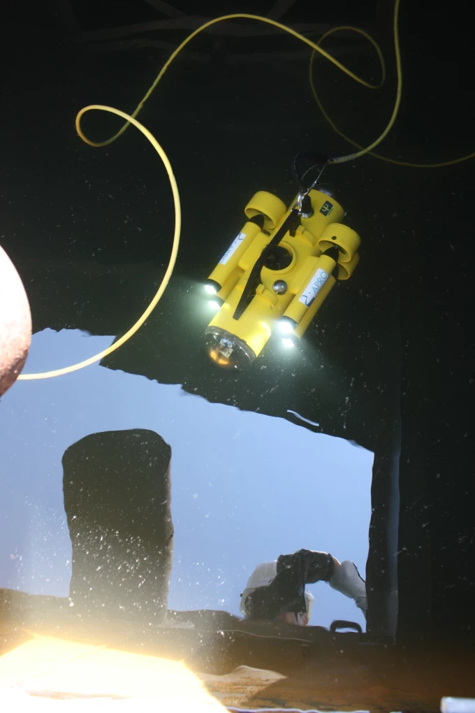Inspection et nettoyage robot