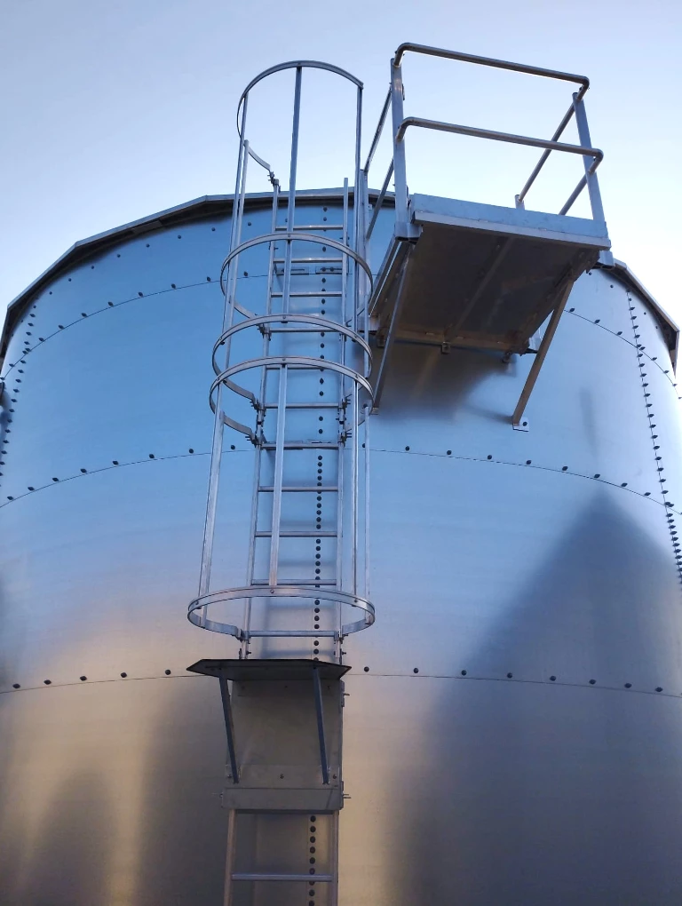 Réservoir de stockage d’eau alimentaire en Arménie