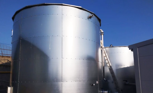 Réservoir de stockage d’eau alimentaire en Arménie