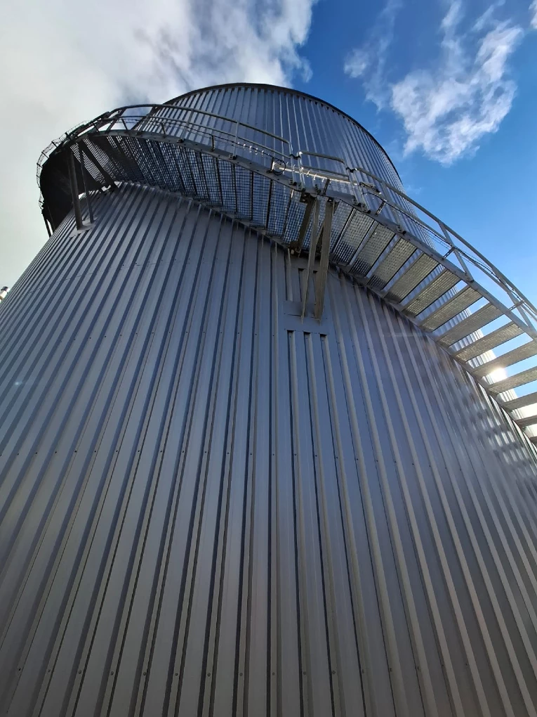 Digesteur métallique de 2 400 m³ en duplex à Castres
