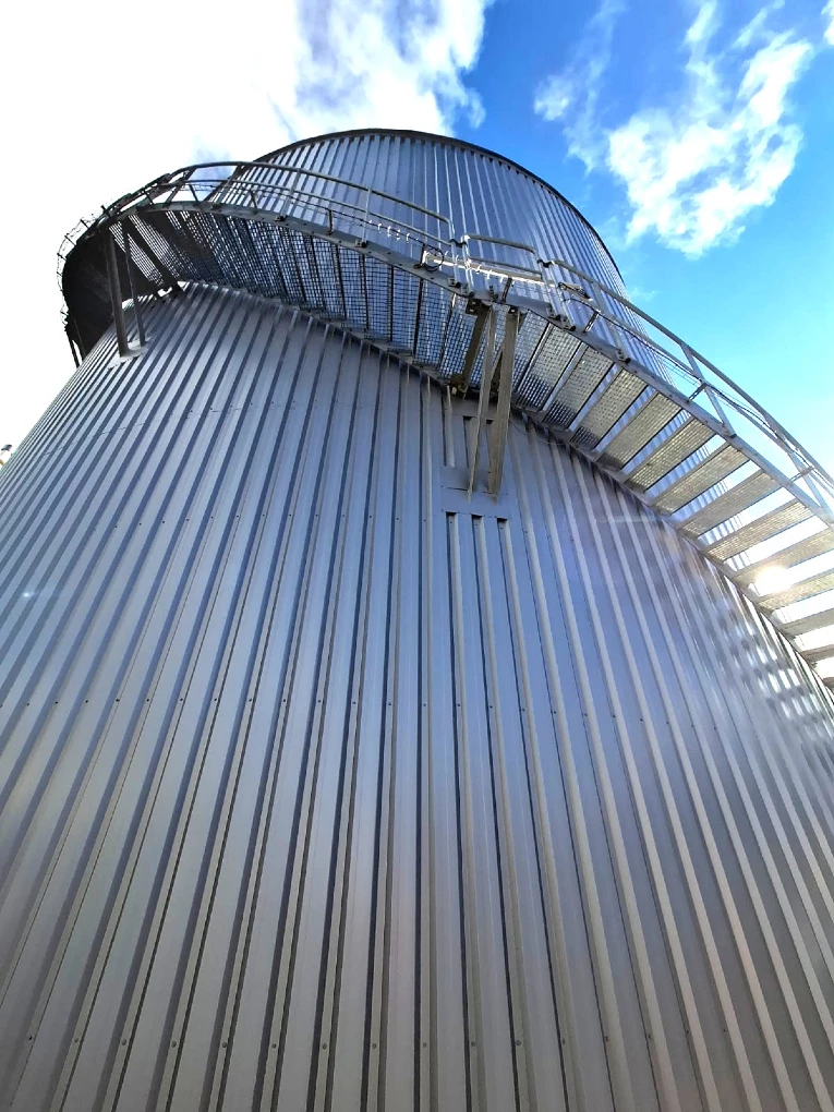Digesteur métallique de 2 400 m³ en duplex à Castres