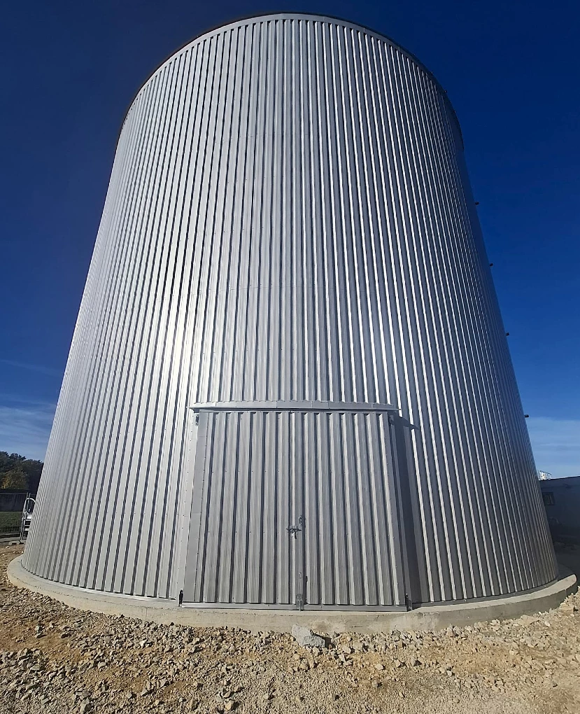 Digesteur métallique de 2 400 m³ en duplex à Castres